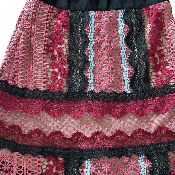 Self-Portrait A-Line Lace Mini Skirt - Picture 4 of 8
